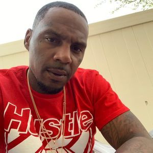 Meet your Posher, Carlos